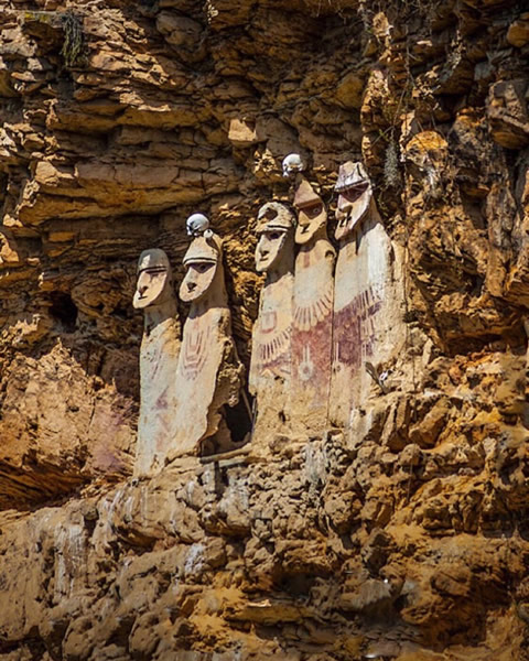 Sarcófagos de Karajía & Caverna de Quiocta - Chachapoyas